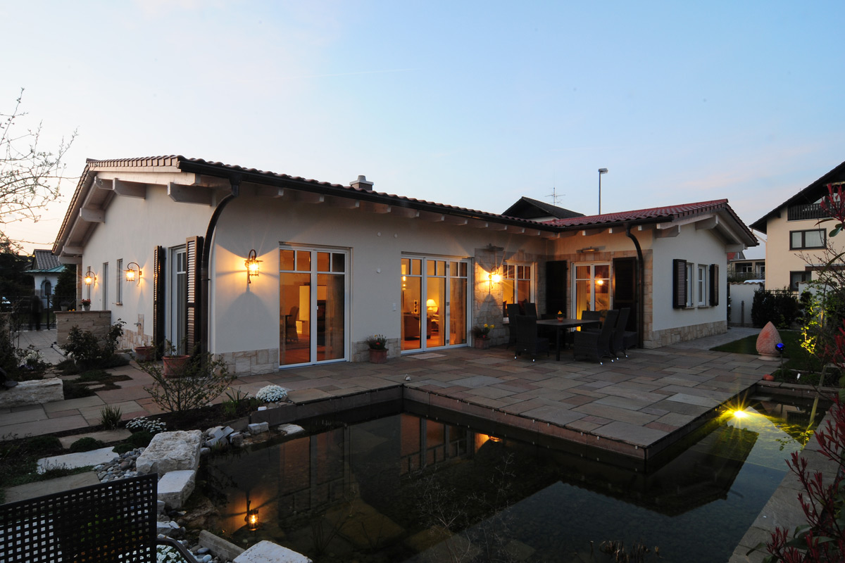 Mediterrane Architektur eines Bungalow